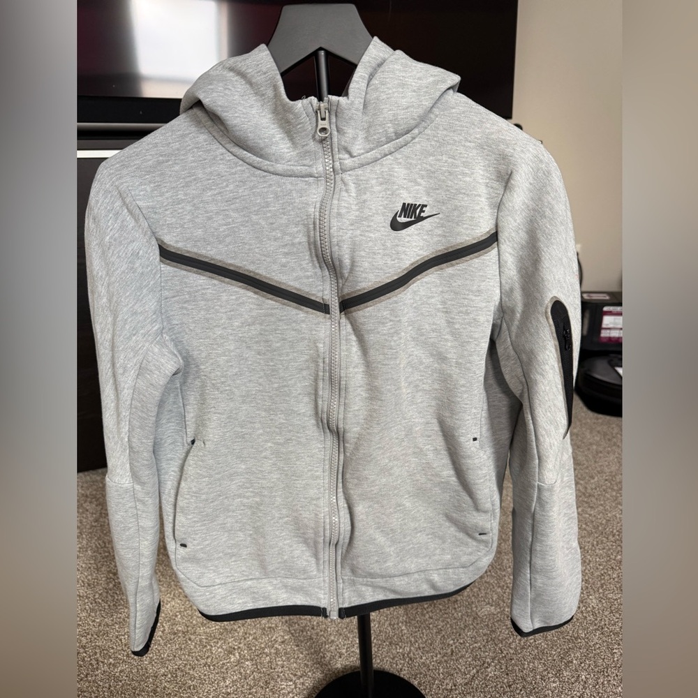 Nike Elite Light Gray Full-Zip Hoodie size XL